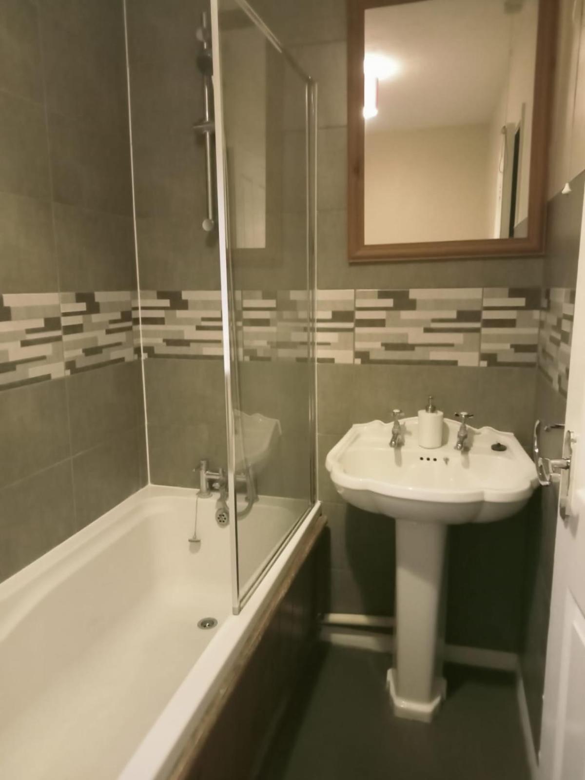 Kempston Cosy Lodge Бедфорд Экстерьер фото