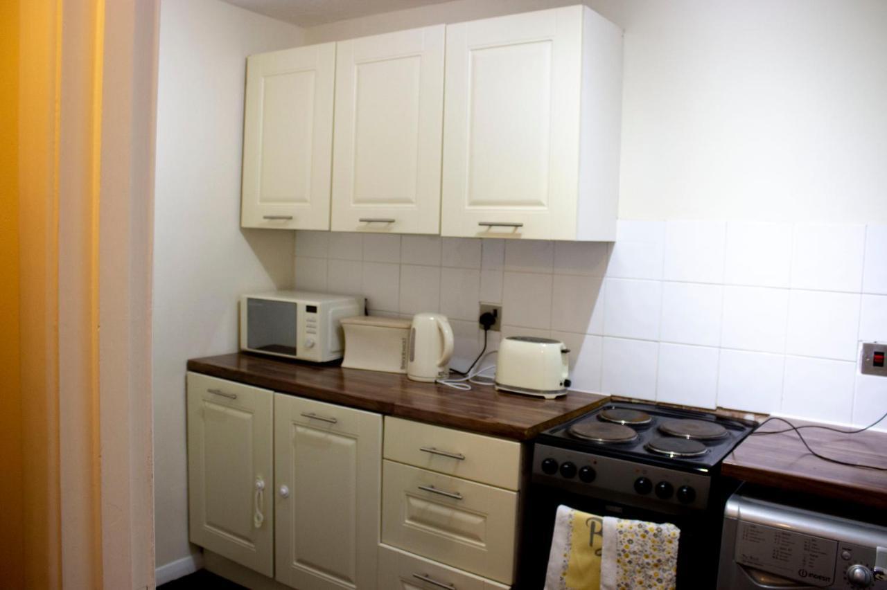 Kempston Cosy Lodge Бедфорд Экстерьер фото